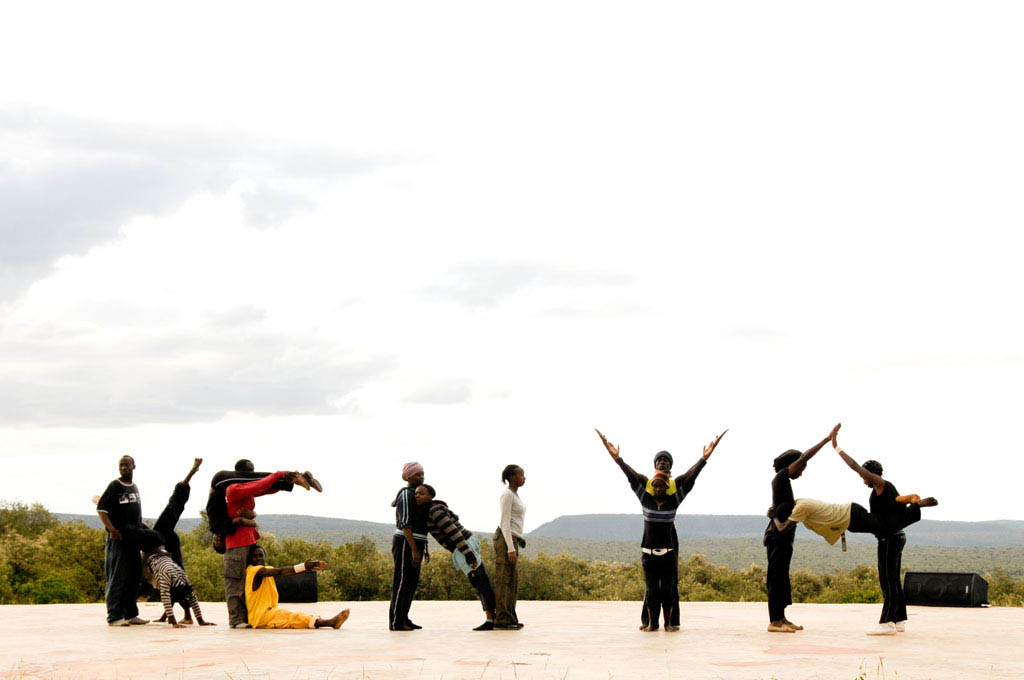 aotd-Cross-Dance-Kenya-2009_0003_6