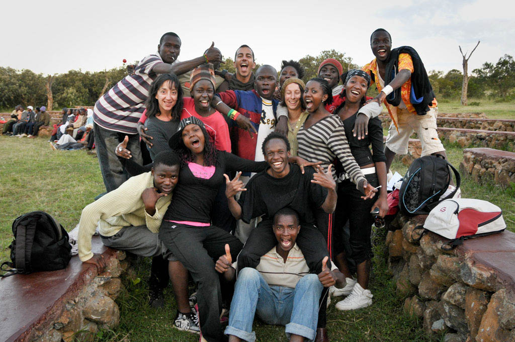 aotd-Cross Dance, Kenya 2009_0006_3